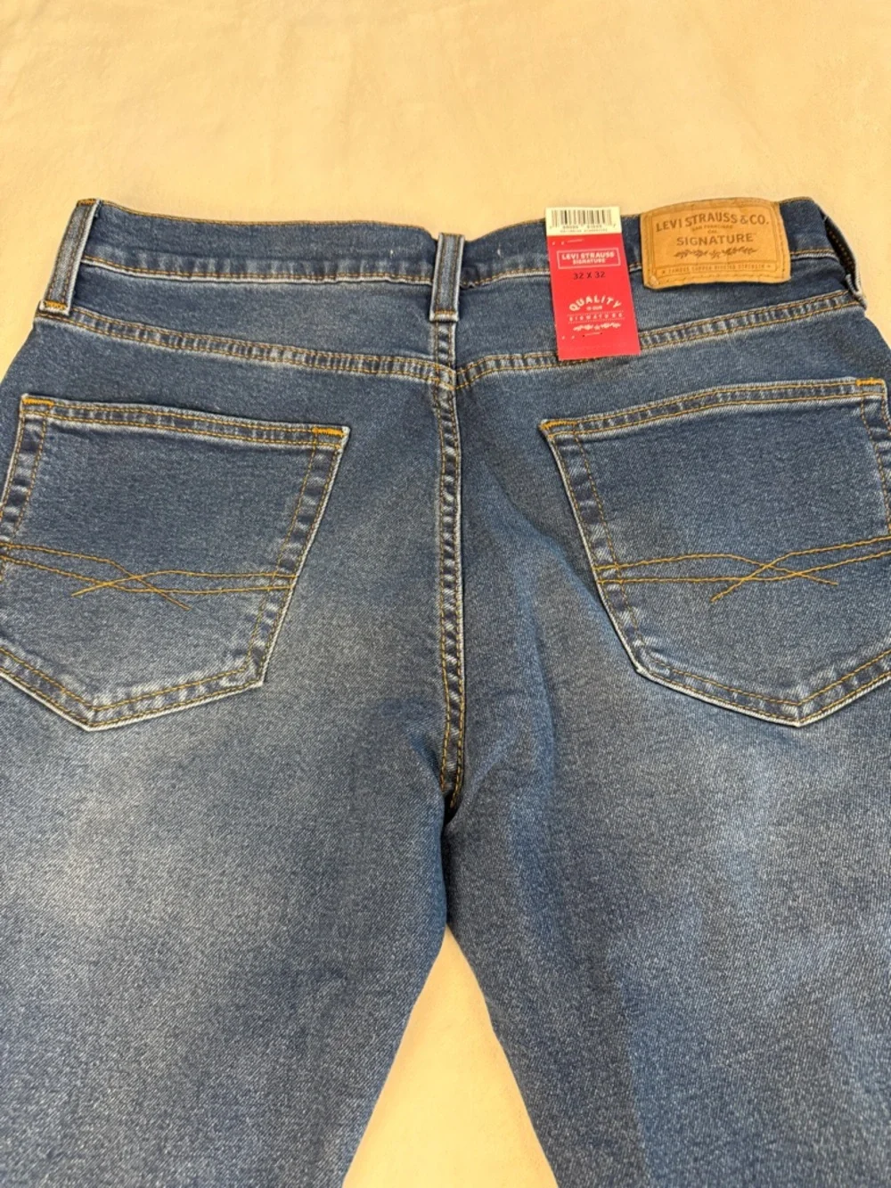 NWT Levi Strauss Signature Men's Slim Fit Jeans Size 32x32 Ultimate Flex Denim